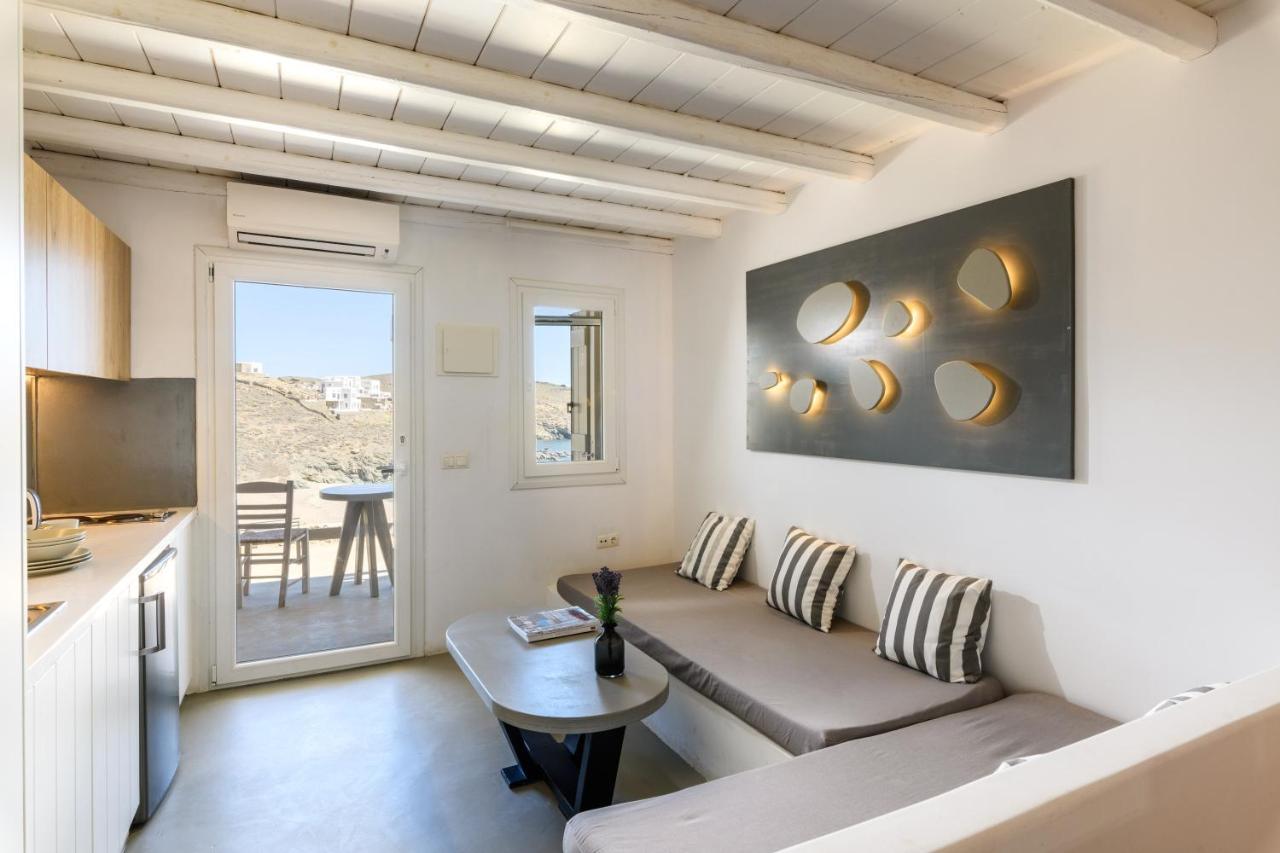 Ultramare Superior Suites With Seaview Mykonos Town Экстерьер фото