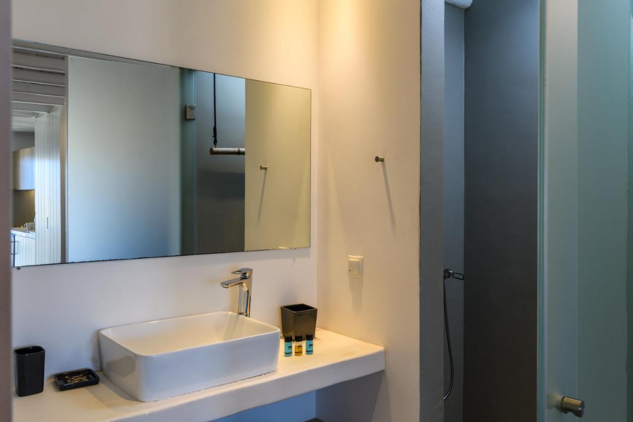 Ultramare Superior Suites With Seaview Mykonos Town Экстерьер фото